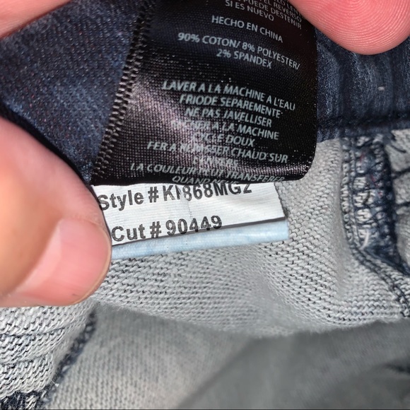 EUC Kut from the Kloth Jennifer Ultra Skinny Jeans Size 8. - Picture 10 of 10